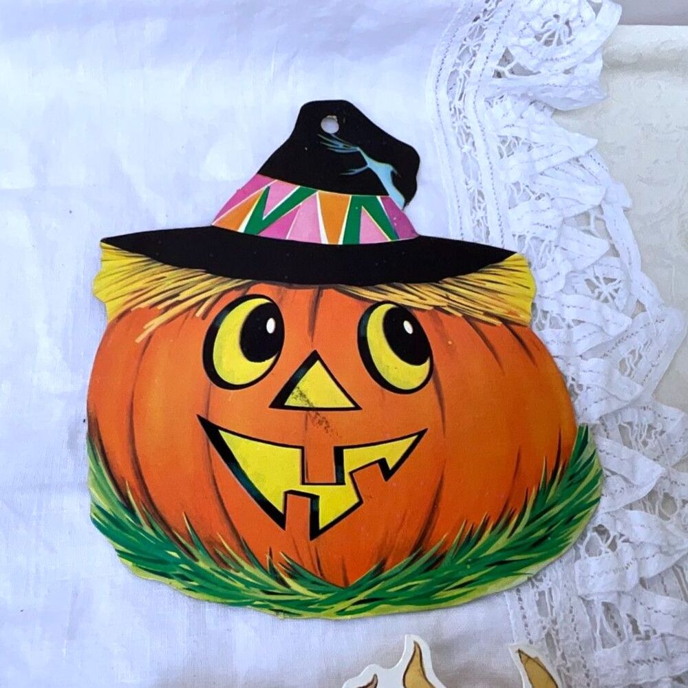 4 vintage Halloween window die cut paper decorations pumpkins, cat, hay stack - Picture 3 of 11